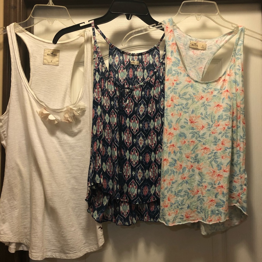 3 Hollister Tanks